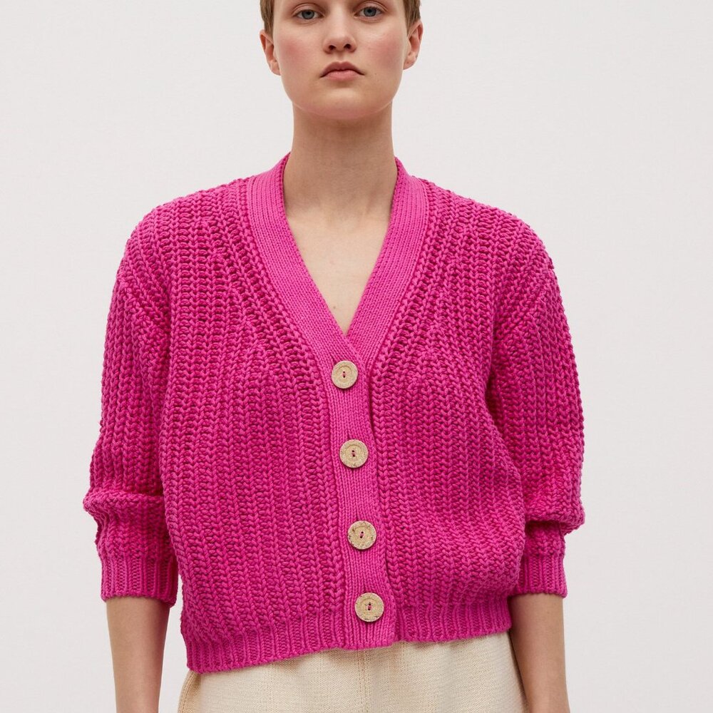 cardigan no18 mini hibiscus flower